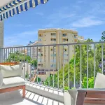 Polo Apartments 4E Jacaranda